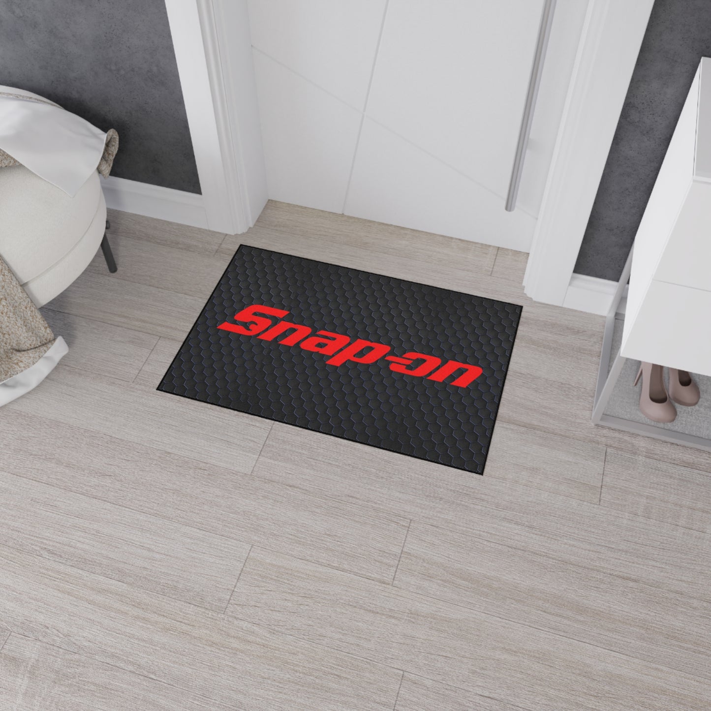 Snap-on Hexagonal  Heavy Duty Garage Floor Mat — Non-Slip Tool Bench Mat