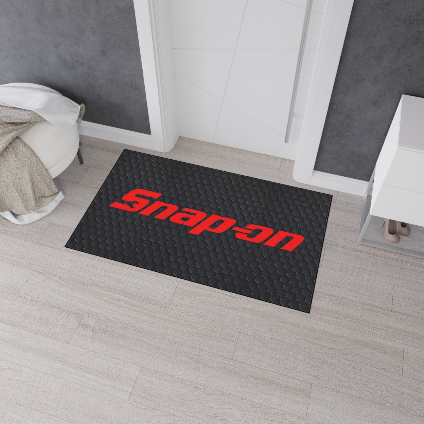 Snap-on Hexagonal  Heavy Duty Garage Floor Mat — Non-Slip Tool Bench Mat